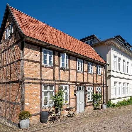 Hampton House * Eutin